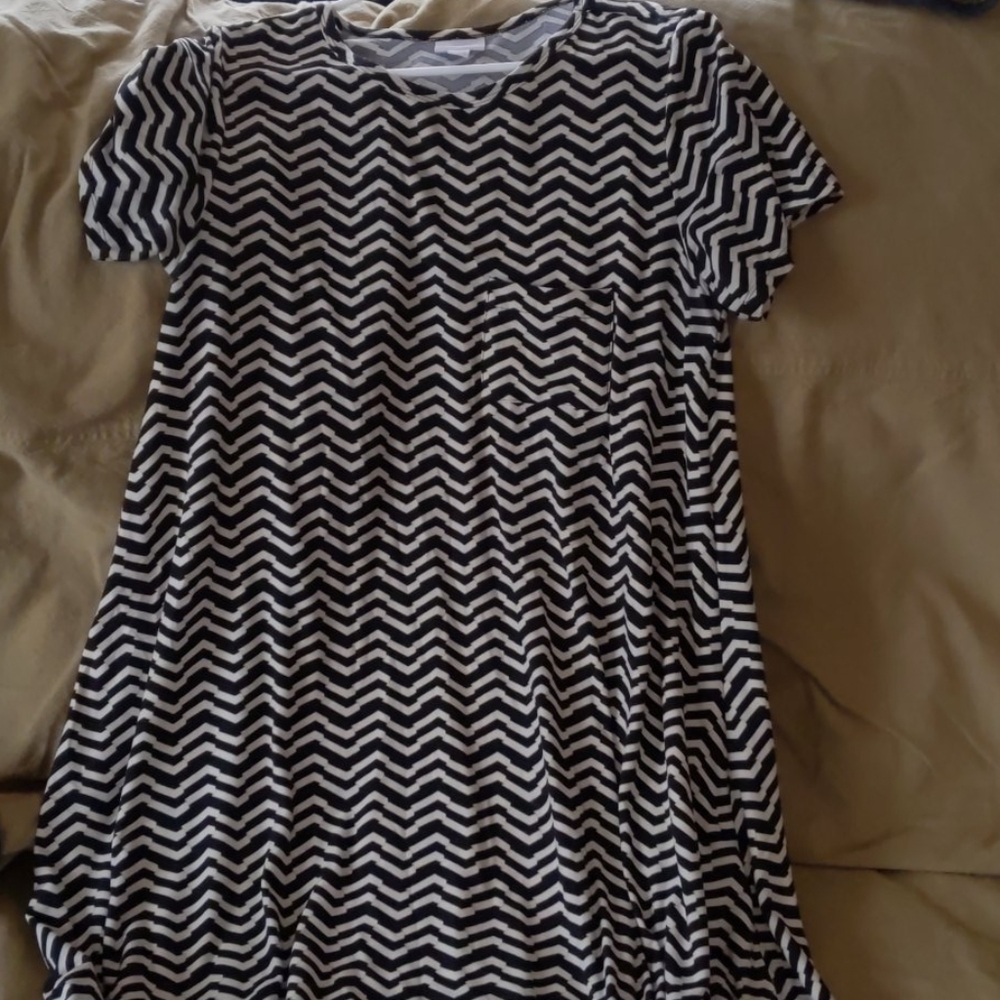 LuLaRoe Size M Legging Material Carly